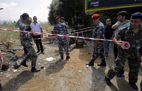 el lugar del atentado contra los militares Detenidos los autores del atentado contra el Ejército en Bkaasafrin